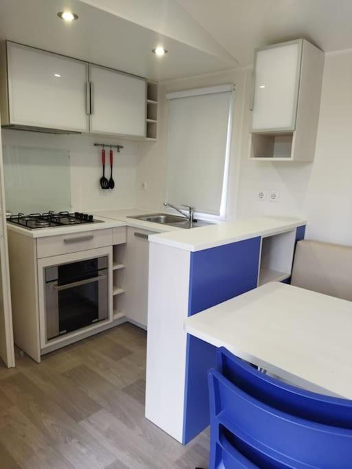 Mobile Home Saint-Christol-lès-Alès Bagian luar foto